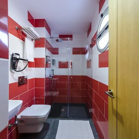 Puerto Canteras מלון