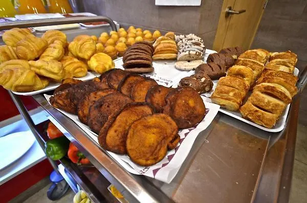 Hotel Puerto Canteras 3*