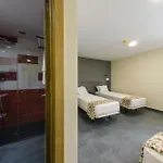 Отель Puerto Canteras Лас-Пальмас-де-Гран-Канария
