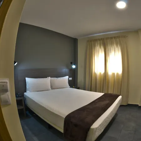 Hotel Puerto Canteras 3*